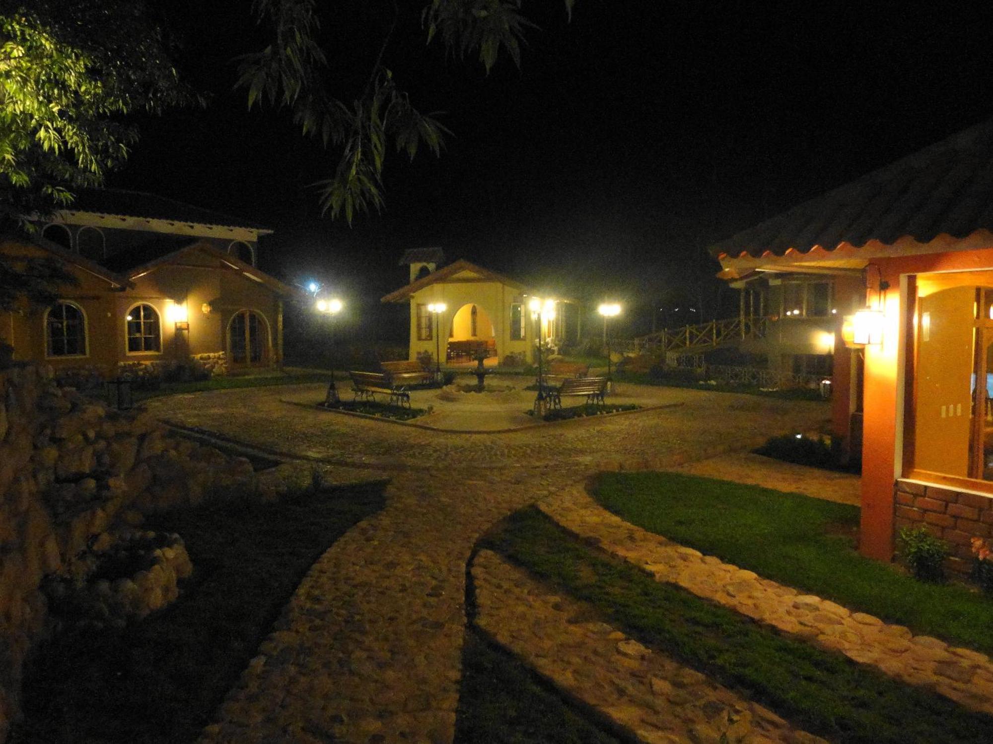 אורובמבה Hotel Pisonay Pueblo מראה חיצוני תמונה